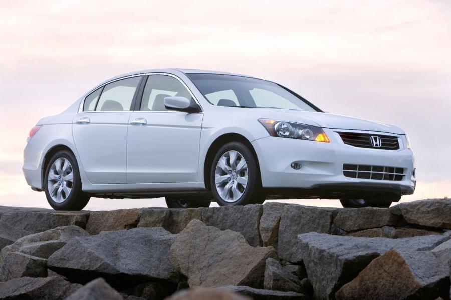  Honda Accord 2008 года  (US) (фото 41 из 47)